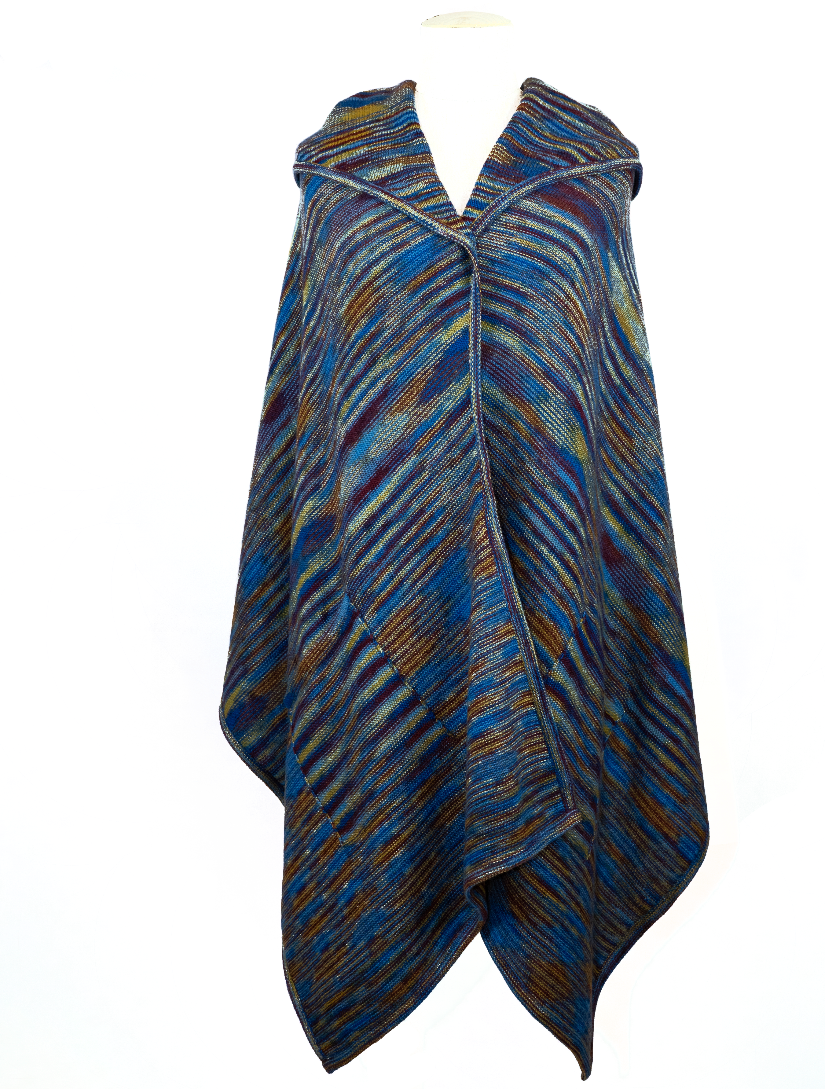 Cape tricotée multicolore en laine